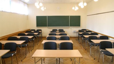 Школьников и часть студентов колледжей переводят на удалёнку в Алматы