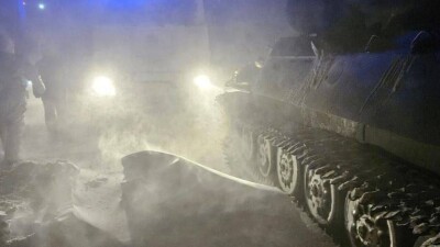 Вызволять людей из снежных заносов на западе Казахстана направили военную технику