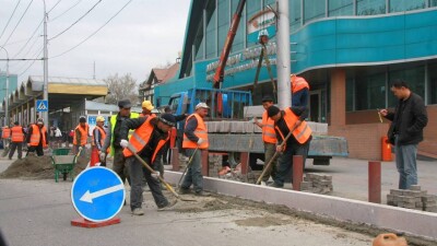 Неквалифицированных работников на бирже труда Казахстана стали искать на 42% чаще