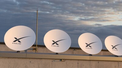 Для восстановления интернета пострадавшей от паводка Костанайской области передали терминалы Starlink