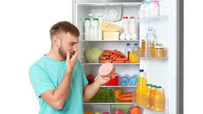 Студентов-инвалидов в Кентау кормили просроченными продуктами
