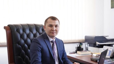 Первый казахстанец, ставший главой QazaqAir, покинул пост