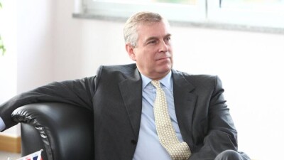 Принц Эндрю выплатил компенсацию американке, которая обвинила его в изнасиловании