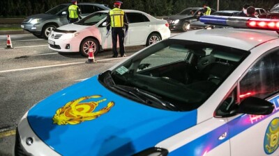 Женщина погибла от наезда полицейского автомобиля в Алматы