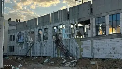 Крыша строящейся в Кульсары школы могла обрушиться из-за тяжёлых стройматериалов