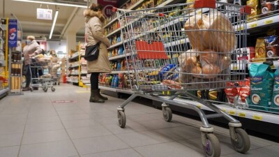 40 торговых сетей в Казахстане согласились снизить товарную наценку до 10%