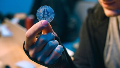 На продавца криптовалюты завели уголовное дело в Карагандинской области