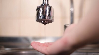 Водопровод повреждён в северной части Алматы. Без воды остались несколько улиц