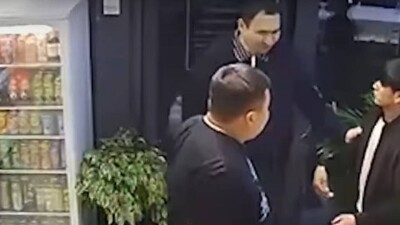 Сотрудник ДГД уволился после инцидента с грабежом в цветочном магазине Шымкента