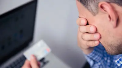 Из-за растущей задолженности казахстанцев для МФО хотят снизить лимит на просроченные кредиты