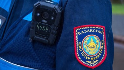 20 выпускников доставили в полицию Атырау из-за экстремальных катаний на автомобилях