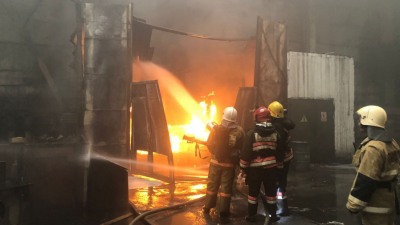 Металлургический цех загорелся в Алматы