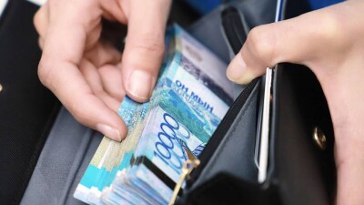 333 млн тенге вернули государству чиновники от образования, подозреваемые в хищении 2,4 млрд тенге, на юге Казахстана