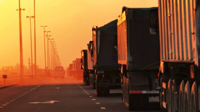 Затор на границе: почему казахстанские грузовики не могут въехать в Кыргызстан