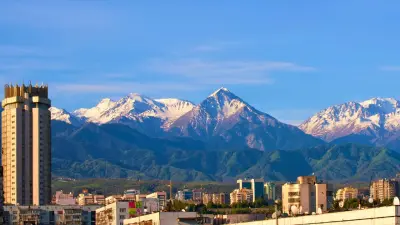 Строительство ЖК и высоких домов в предгорьях запретят в Алматы