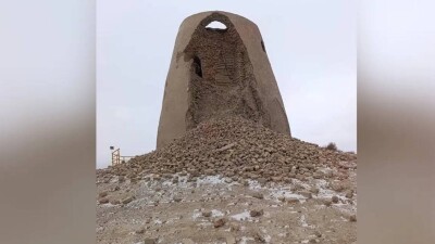 Средневековая башня частично обрушилась на юге Казахстана