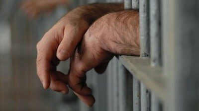 Арестованный, которому не грозил реальный срок, избил полицейских и получил три года тюрьмы