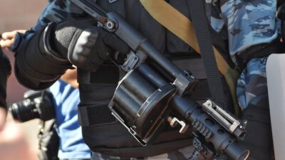 Задержание подозреваемых в убийстве бизнесмена сняли на видео в Уральске