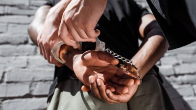 "Вас беспокоят из банка": подозреваемых в 10 телефонных аферах задержали в Шахтинске
