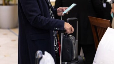 Какое наказание грозит за вывоз более 10 тысяч долларов из Казахстана