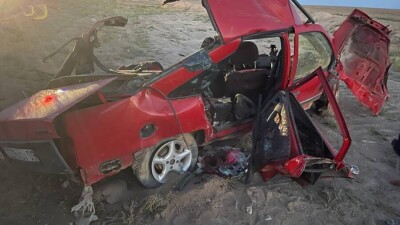 Супруги и трое детей погибли в ДТП с грузовиком на закрытой дороге в Карагандинской области