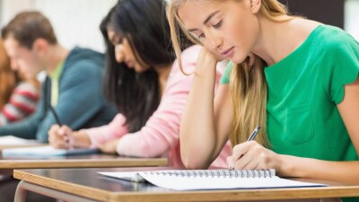 Студенческие стипендии повысят, а правила их назначения изменят в Казахстане