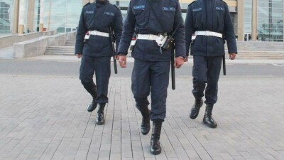 Родным гвардейца, погибшего при спасении сослуживцев во время бури, вручат его посмертную награду в Астане