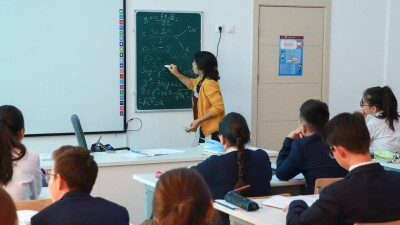 Третьеклашки в следующем году станут пятиклассниками в Кыргызстане