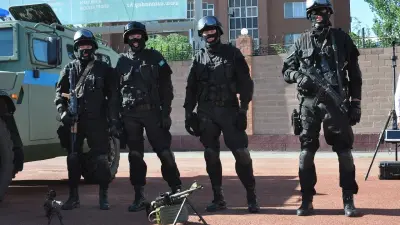 Силовики съехались в аэропорт Астаны, акимат обратился к горожанам