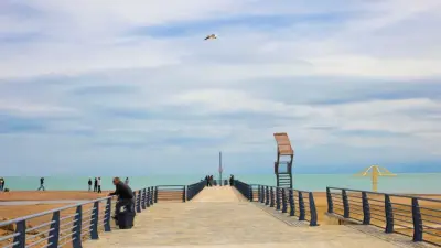 На пляжах вдоль водохранилища Капшагай установили умные видеокамеры