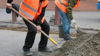 Несколько улиц перекроют до осени в Алматы