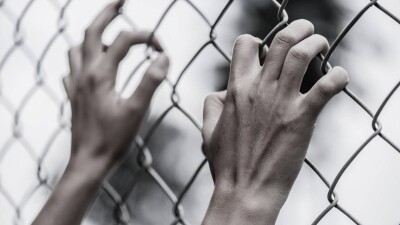 Психически больную девушку взяли в трудовое рабство в частном пансионате Астаны
