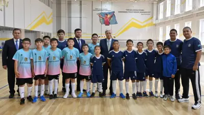 Токаев рассказал юным спортсменам, как стать чемпионами
