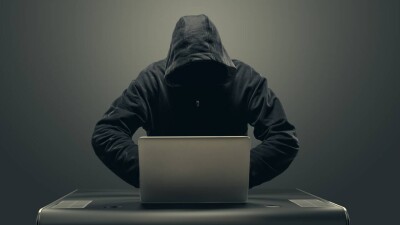 Мошенники стали атаковать казахстанцев через приглашения "проголосовать за друга"