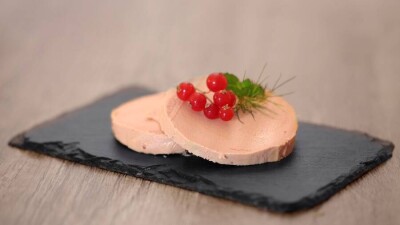 Птичий грипп грозит оставить французов без фуа-гра на Новый год