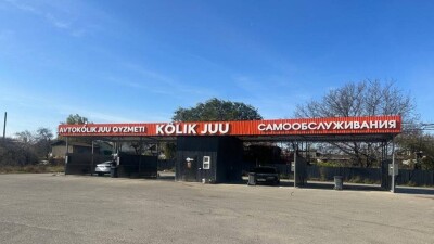 Владелец сам снёс незаконно построенную автомойку в Алматы