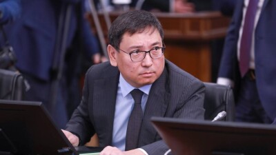 "Не позволю". Досаев высказался об алматинцах, перекрывающих дороги для решения своих проблем
