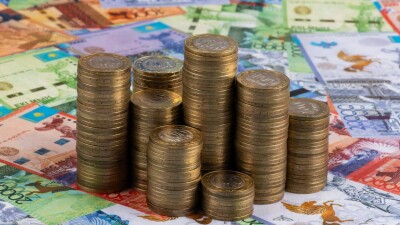 Особняки Сатыбалды и драгоценности из-за рубежа: имущество на триллион тенге вернули государству с 2022 года