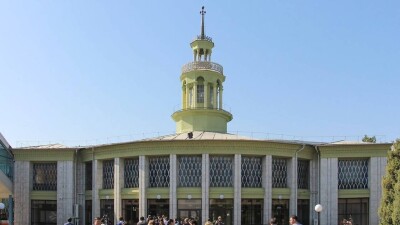 Депутат призвал генпрокурора проверить законность сноса VIP-терминала аэропорта Алматы