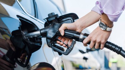 Казахстан продлит запрет на вывоз бензина и дизеля