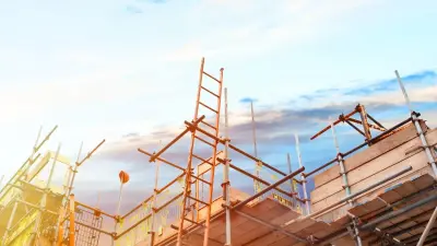 Плохо строят и срывают сроки: сколько подрядчиков-нарушителей и проблемных объектов в Алматы