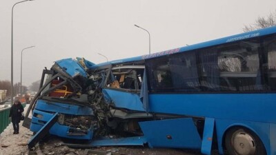 Трагедия с автобусами в Караганде: в полиции утверждают, что дорогу обработали от гололедицы