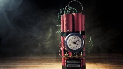 Девочка подложила муляж бомбы в здание своей школы в Кокшетау