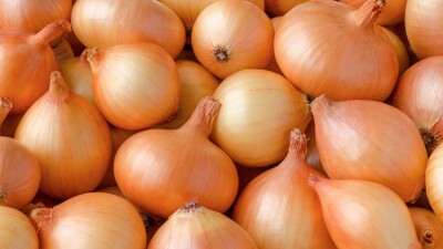 Лук подорожал почти на 9% за неделю в Казахстане