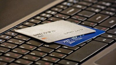 Почти 80% экономически активных казахстанцев имеют непогашенные кредиты