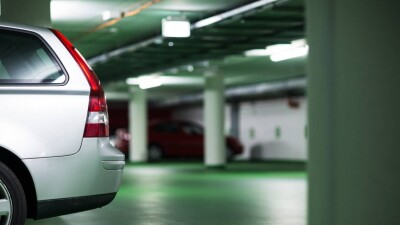 Многоуровневый паркинг в Алматы простаивает 15 лет. Что с ним будет