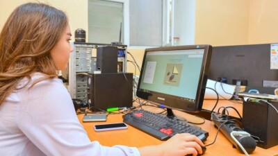 Контроль за соцсетями усиливают в Великобритании