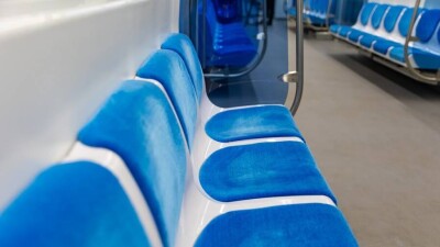 Поезд остановился на 15 минут в тоннеле метро Алматы