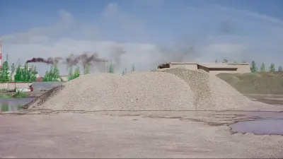 Из промышленных отходов в Казахстане будут строить дороги: утверждён план