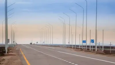 12 человек погибли в ДТП на западе Казахстана, трассу перекрыли